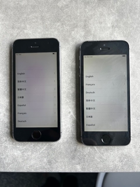 Apple A1457 iPhone 5s 16GB 8 MP 1,3 GHz Smartphone (entsperrt) – x 2 Handys