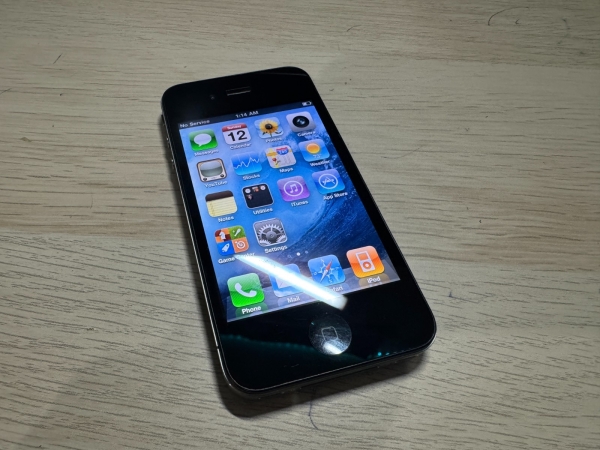 Apple iPhone 4 – 16GB – Entsperrt | iOS 4.1