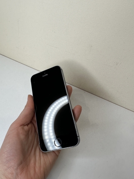 Apple iPhone A1457 5s Smartphone schwarz silber nur Handy (Ersatzteile & Reparaturen)