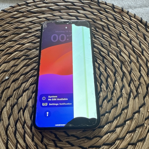 Apple iPhone XS Max – Smartphone als Ersatzteilspender oder funktioniert nicht