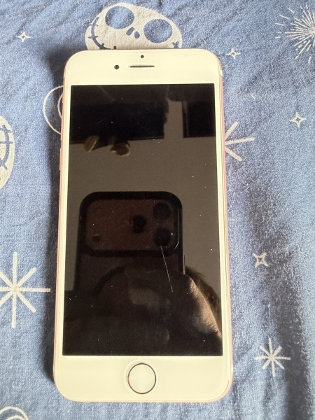 iPhone 6s Roségold – Gesperrt aber Guter Zustand