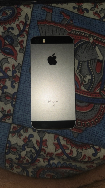 Apple iPhone SE – 64GB – Space Grau (Ohne Simlock) A1723 (CDMA + GSM)