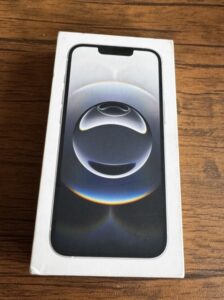 APPLE IPHONE 16E 128GB Weiß 1 Jahr APPLE GARANTIE 5G ENTSPERRT BRANDNEU.