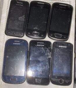 Samsung Galaxy Fame GT-S6810P – GT-S5570 – GT S5320 – Galaxy ACE S5830 Lot x 6