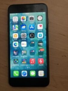 Apple iPhone 7 Plus (A1784) 128GB (Entsperrt) Schwarz *Versandkostenfrei*