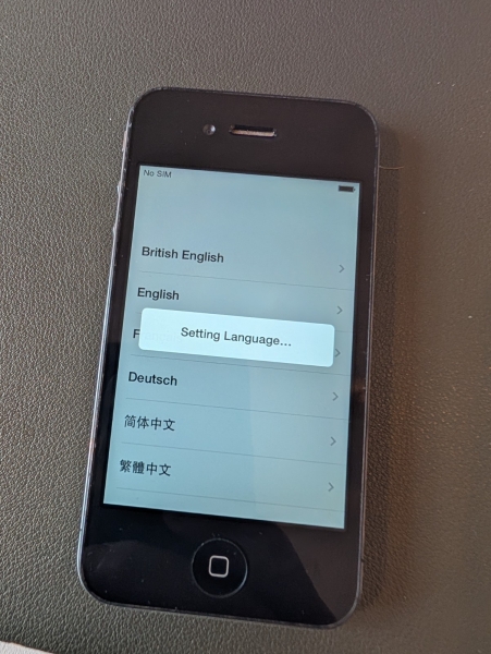 Apple iPhone 4 schwarz Touchscreen IOS Smartphone unbekanntes Netzwerk Model A1332