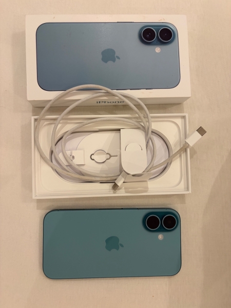 iPhone 16 Smartphone Apple 128 GB blau grün