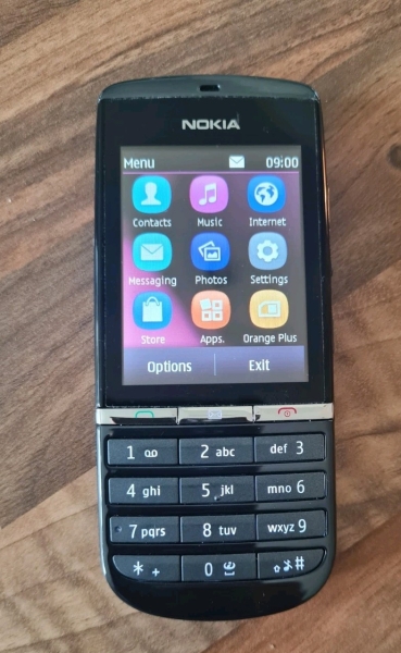 Nokia Asha 300 Smartphone (entsperrt) – Graphite