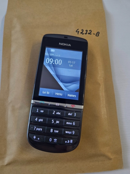 Nokia Asha 300 Smartphone (entsperrt) – Graphite