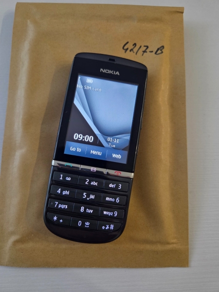 Nokia Asha 300 Smartphone (entsperrt) – Graphite