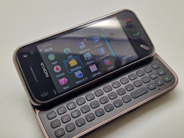 Top Zustand entsperrt Nokia N97 Mini Mix Farbe Handy – (FUNKTIONIERT 2026) –