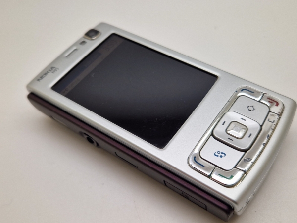 Guter Zustand ENTSPERRT Nokia N95 – Silber Pflaume Handy (FUNKTIONIERT 2026)—–