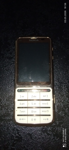Nokia  C3-01 – Gold Edition Smartphone (002X5H2) Touch and Type
