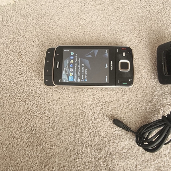 Nokia N96 Handy 16GB, entsperrt, silber