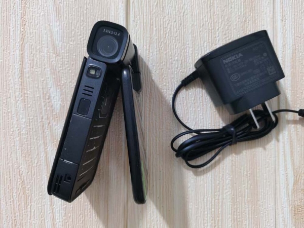 Original Nokia N93i unlocked 3G Symbian Smartphone ,tested, fully functional