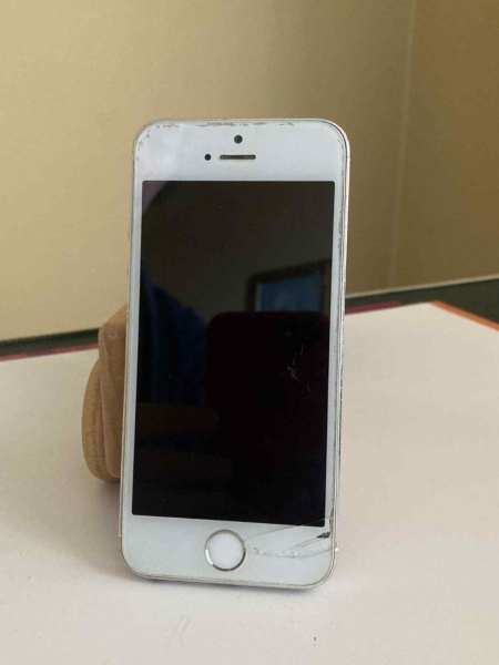 APPLE IPHONE 5S SMARTPHONES ERSATZTEILE REPARATUREN – UNGETESTET