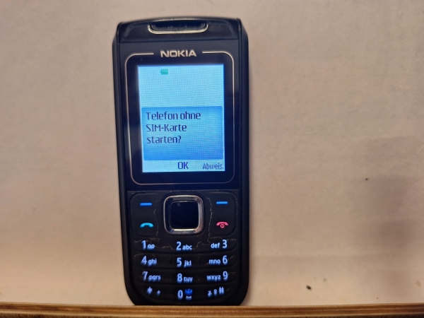 Handy Nokia 1680 schwarz (Ohne Simlock) Smartphone