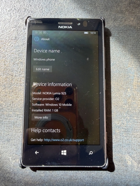 Nokia Lumia 925 schwarz O2 Netzwerk – Windows 10 Mobile mit Wireless Charging She