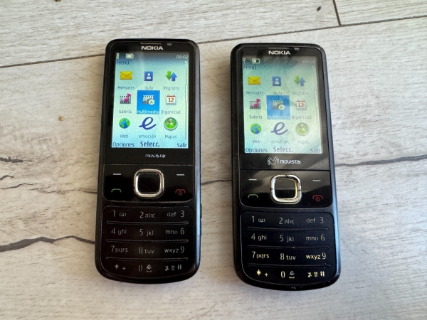L@@K Menge 2 Nokia 6700 Handys entsperrt funktioniert (Beschreibung lesen)