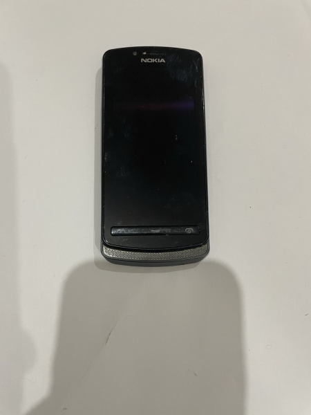 Nokia 700 schwarz (Virgin) Handy sehr guter Zustand