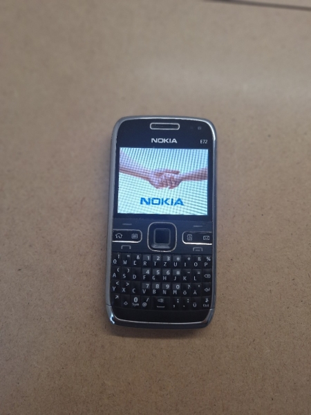 Nokia  E72 – Schwarz (Ohne Simlock) Smartphone