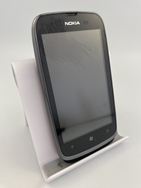 Nokia Lumia 610 schwarz O2 Netzwerk 8GB 3,7″ 5MP Windows Smartphone unvollständig