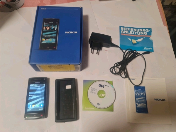 Nokia  X6-00 – 16GB – Schwarz  (Ohne Simlock) Smartphone