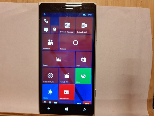 Handy Nokia Lumia 830 schwarz (Ohne Simlock) Smartphone