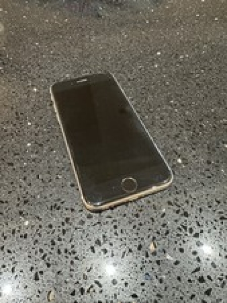 Apple iPhone 6s Space Grau 32GB