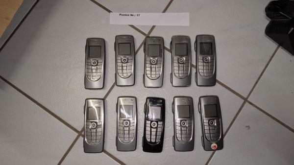 10 x Nokia 9300/9300i Smartphone Handy – Silber Smartphone RAE-6  top