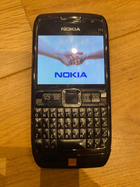 Nokia E71 Smartphone (entsperrt) – Schwarz