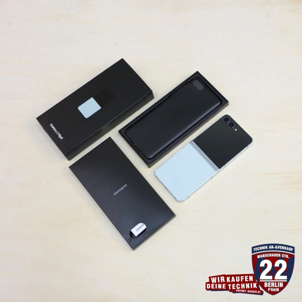 Samsung Galaxy Z Flip5 SM-F731B 256GB 8GB (Ohne Simlock) Smartphone Mint (w.NEU)