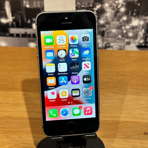 Apple iPhone SE 32GB Handy Smartphone Space Grau Entsperrt Original