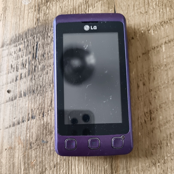 LG KP500 Smartphone lila ungetestet
