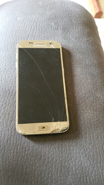 Samsung Galaxy S7 SM-G930F For Parts Not Turning On