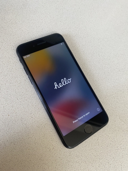 Apple iPhone 7 – 256GB – Jet Black (Entsperrt) Beschreibung lesen