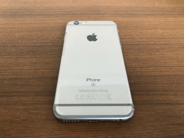 Sehr guter Zustand – Apple iPhone 6s – 64GB – Silber (entsperrt)