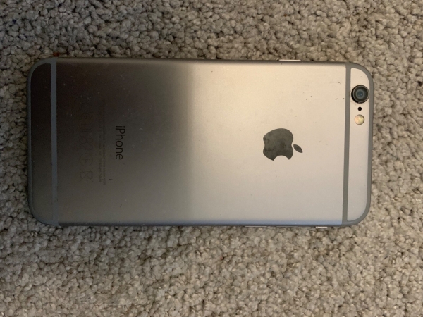 Apple iPhone 6s – Space Grau – 64GB Speicher. 