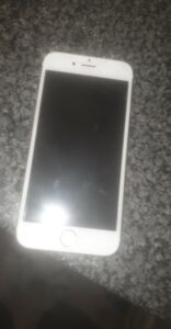 Apple FKQM2B/A iPhone 6S 16GB (Entsperrt) – Gold