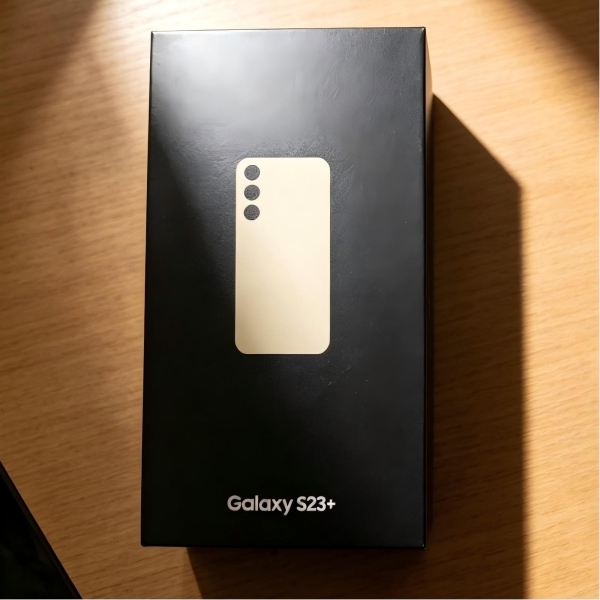 Neu Samsung Galaxy S23+ Plus (5G) 256GB 8GB RAM 6.6 Zoll Smartphone Ohne Vertrag