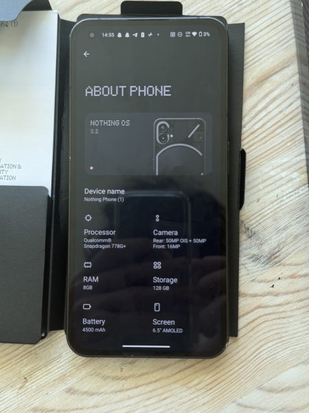 Nothing Phone 1 – 128GB – schwarz (entsperrt) 8GB RAM Smartphone mit Box