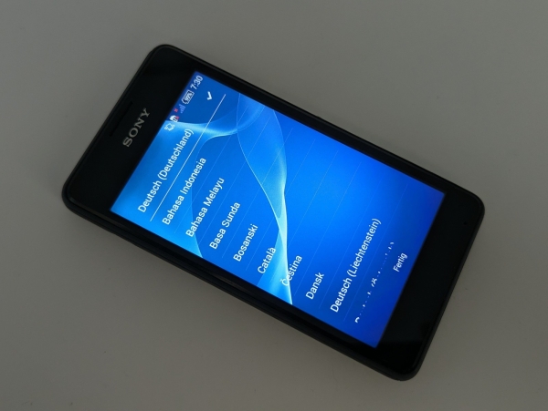 Sony Xperia E1 Schwarz 4GB Android Smartphone LTE 4G D2005 ✅