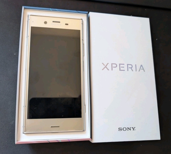 Sony Xperia XZ1 G8341 silber Smartphone  Handy mit OVP