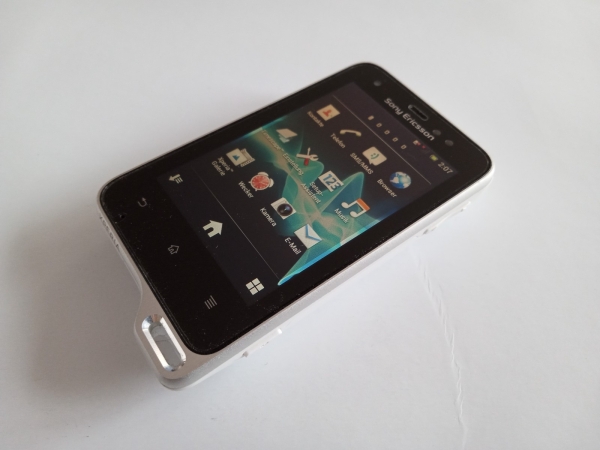 SONY ERICSSON XPERIA ACTIVE WEISS TOP OVP OHNE SIMLOCK ANDROID SMARTPHONE 3,0″