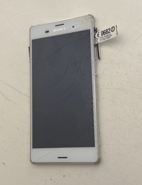 Sony Xperia Z3 Smartphone PM-0800-BV Defekt Spender – Platine Board Kamera Ok