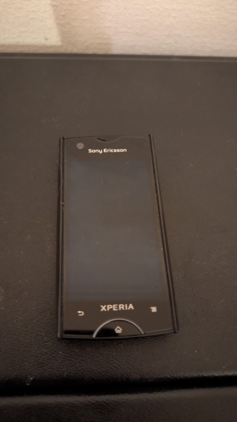 Sony Ericsson Xperia Ray Schwarz 300Mb Android Smartphone 4G ST18i