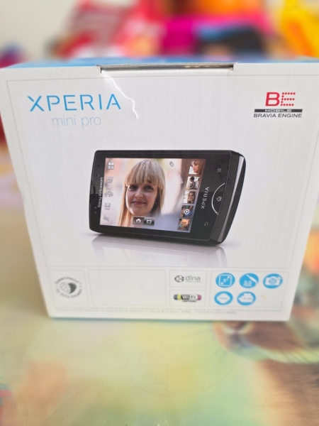 Sony Ericsson  XPERIA Mini ST15i – 1GB – Schwarz (Ohne Simlock) Smartphone
