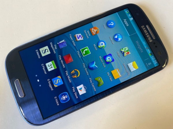 Samsung Galaxy SIII S3 Smartphone 16GB ENTSPERRT blau I9300 – guter Zustand