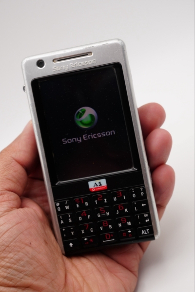 Sony Ericsson P1i Smartphone – entsperrt – guter Zustand – getestet – mit Akku