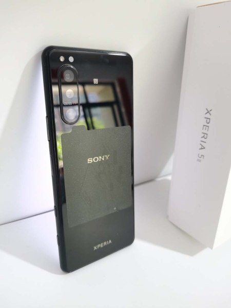 Sony Xperia 5 II Android XQ-AS52(128GB) XQ-AS72(256GB) Unlocked 4G 5G Smartphone